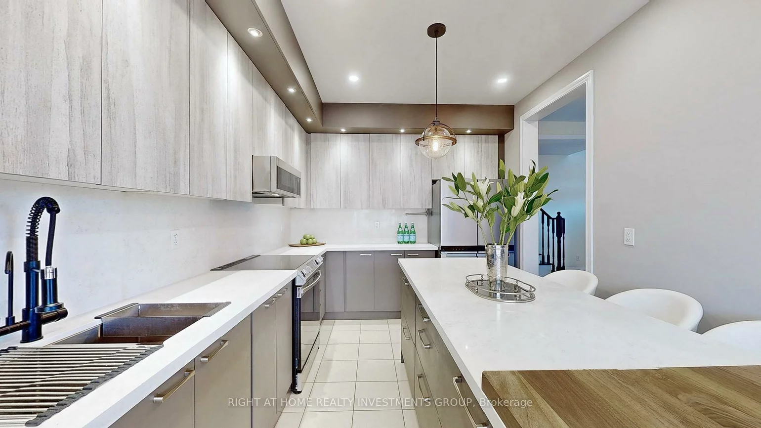 3, Leaden Hall, Queensville, East Gwillimbury