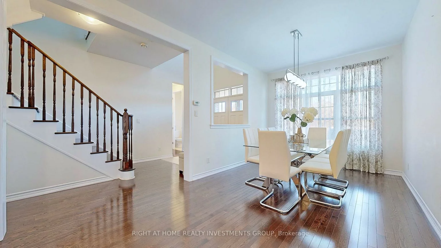 3, Leaden Hall, Queensville, East Gwillimbury
