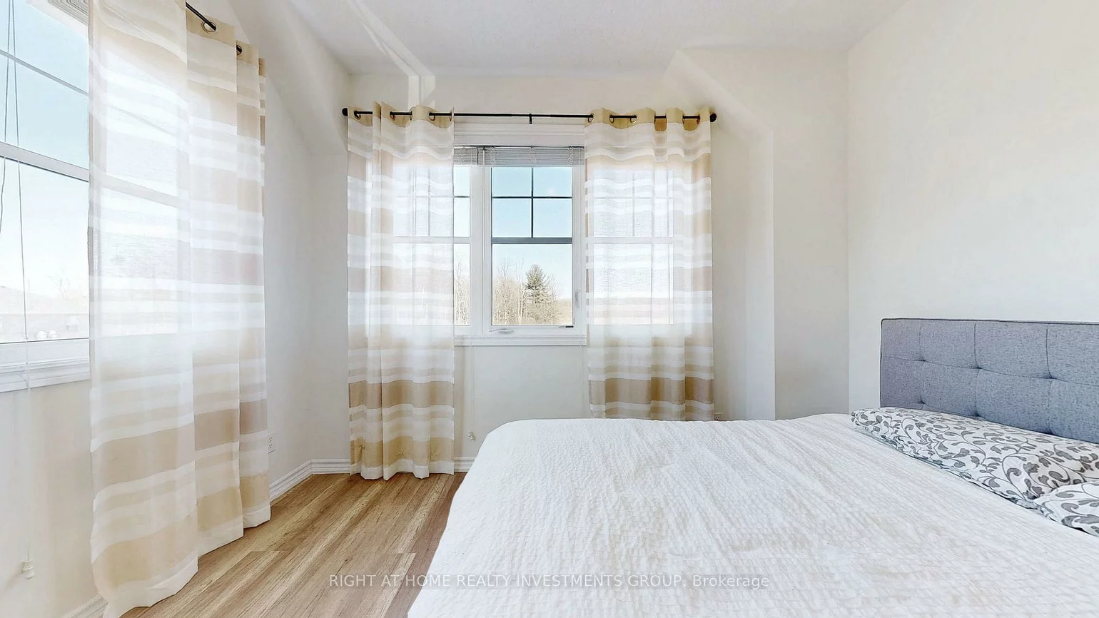 3, Leaden Hall, Queensville, East Gwillimbury