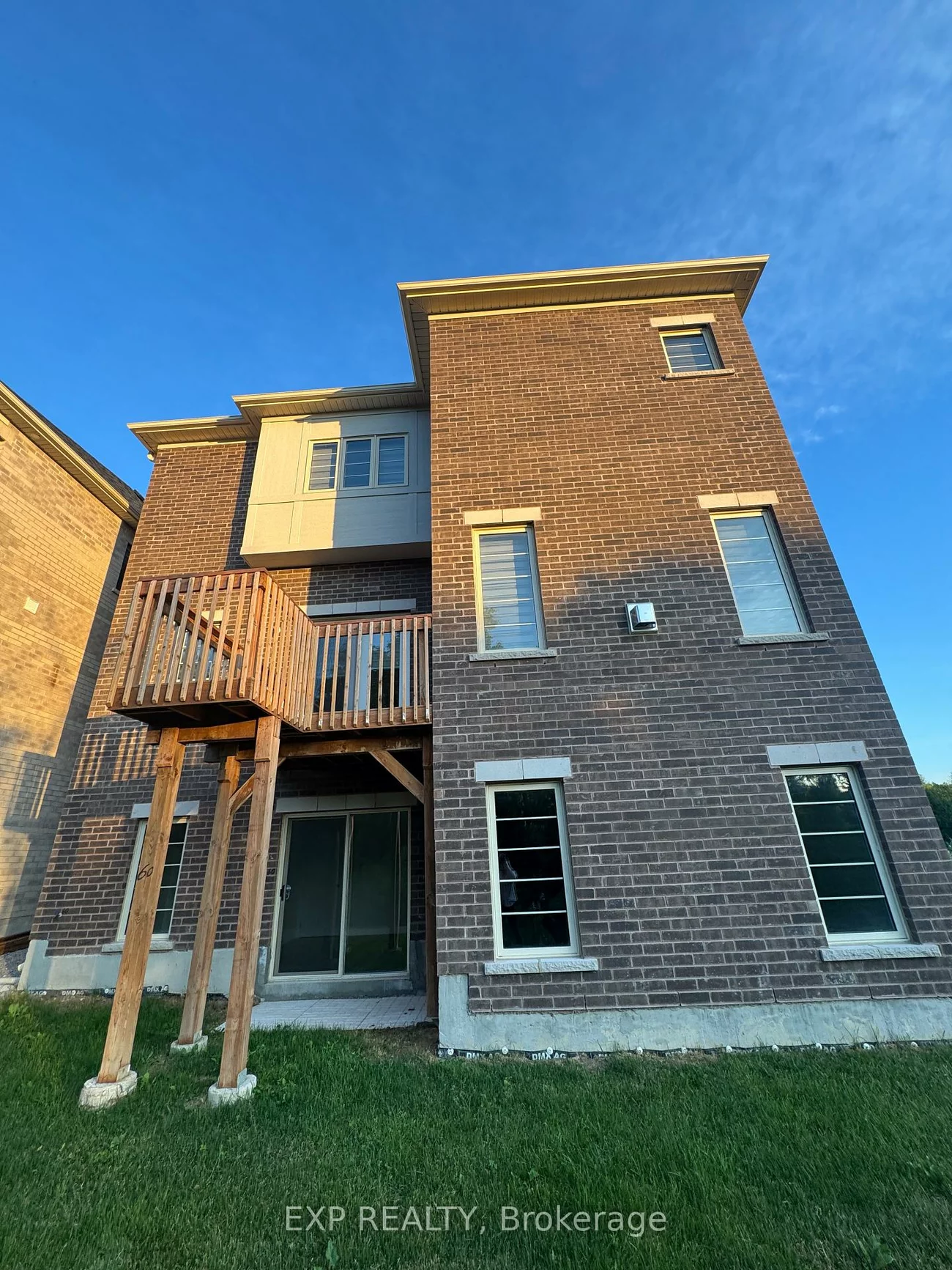 60, Charles White, Sharon, East Gwillimbury