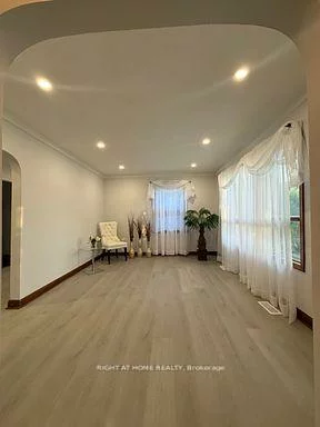 313, Christopher, Holland Landing, East Gwillimbury