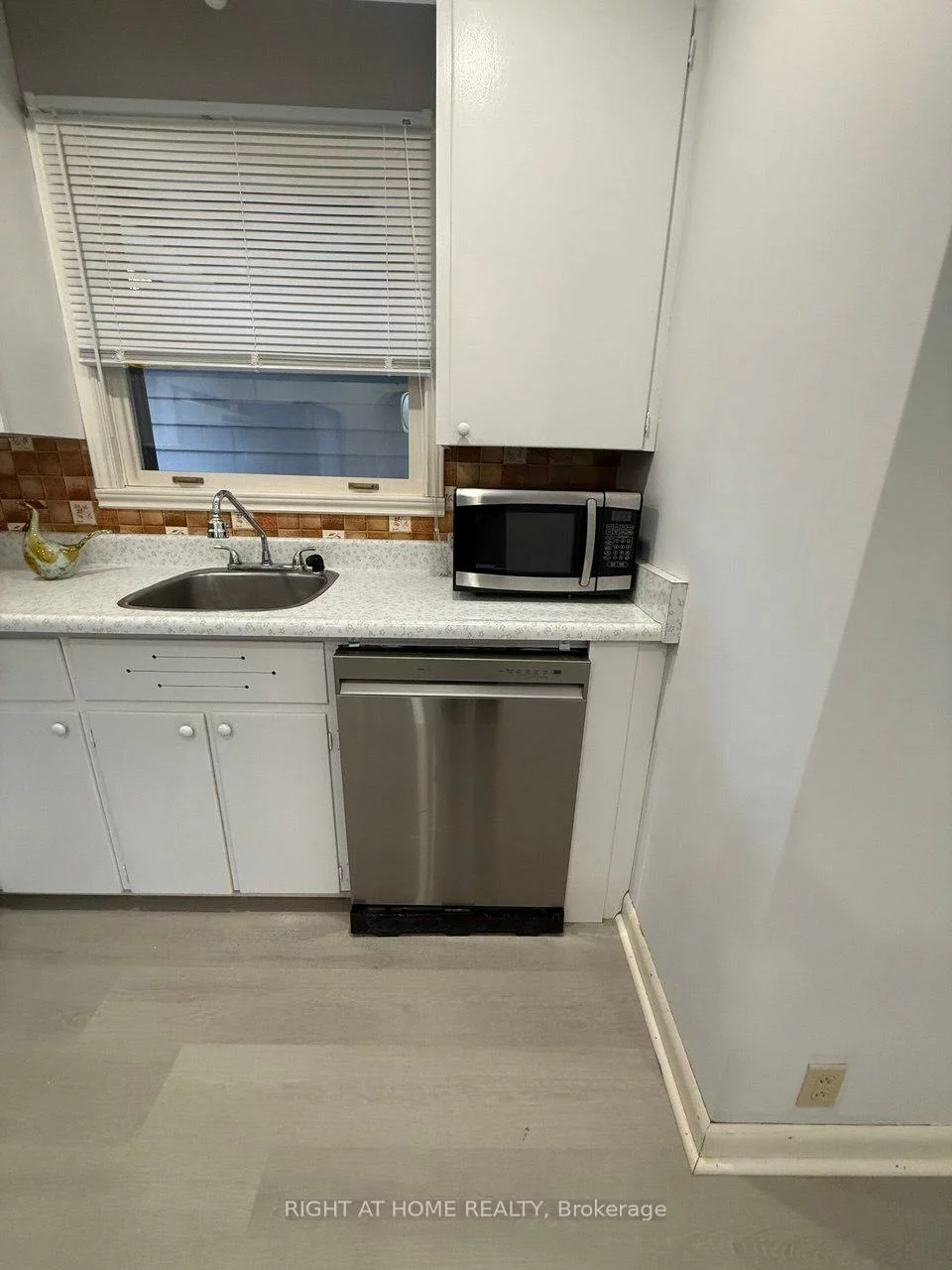 313, Christopher, Holland Landing, East Gwillimbury