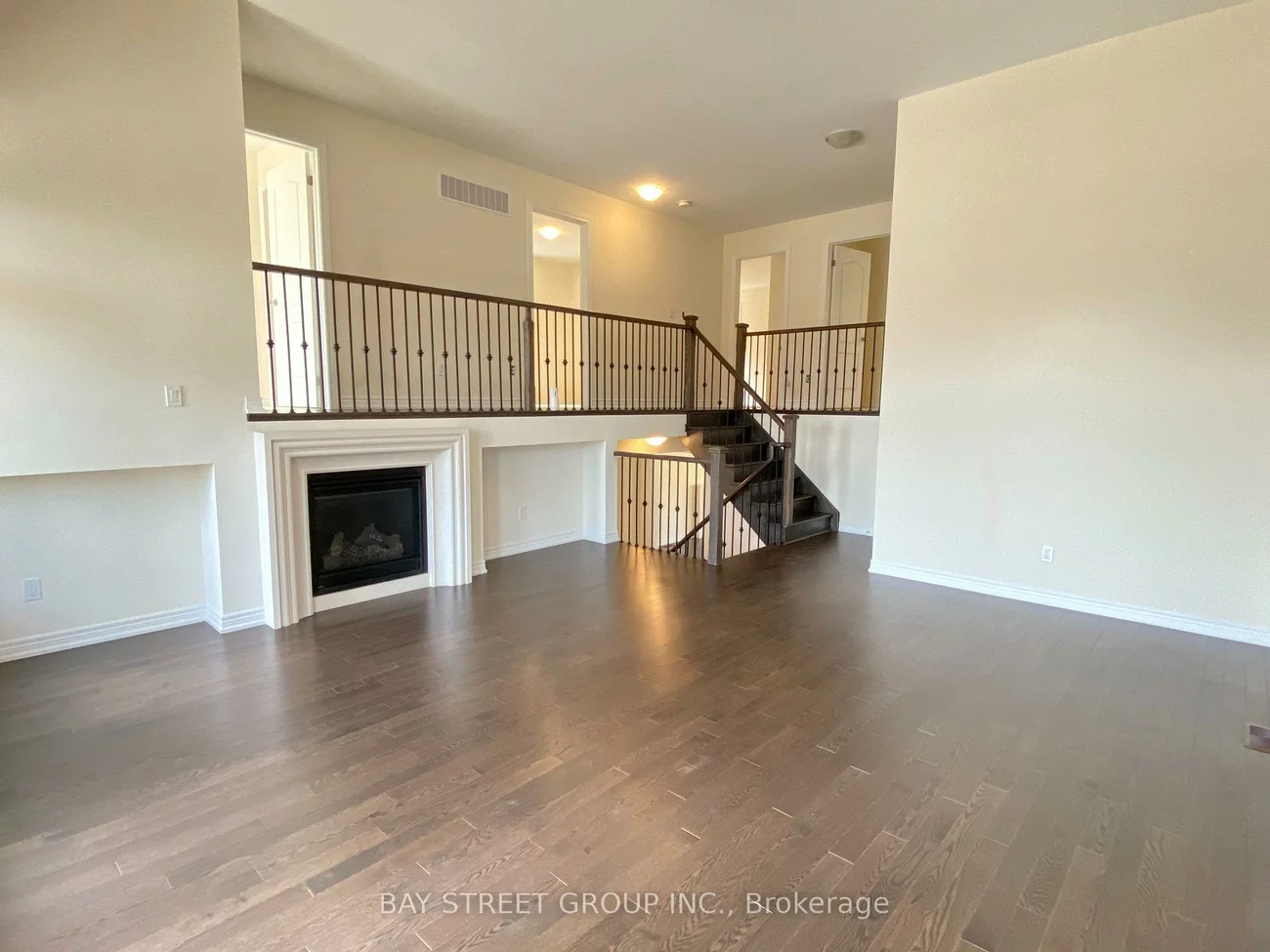 22, John Smith, Holland Landing, East Gwillimbury