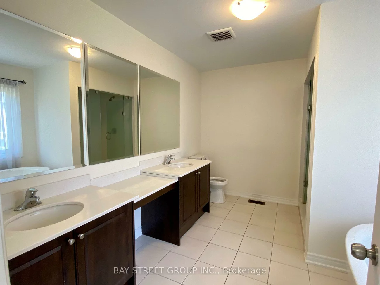 22, John Smith, Holland Landing, East Gwillimbury