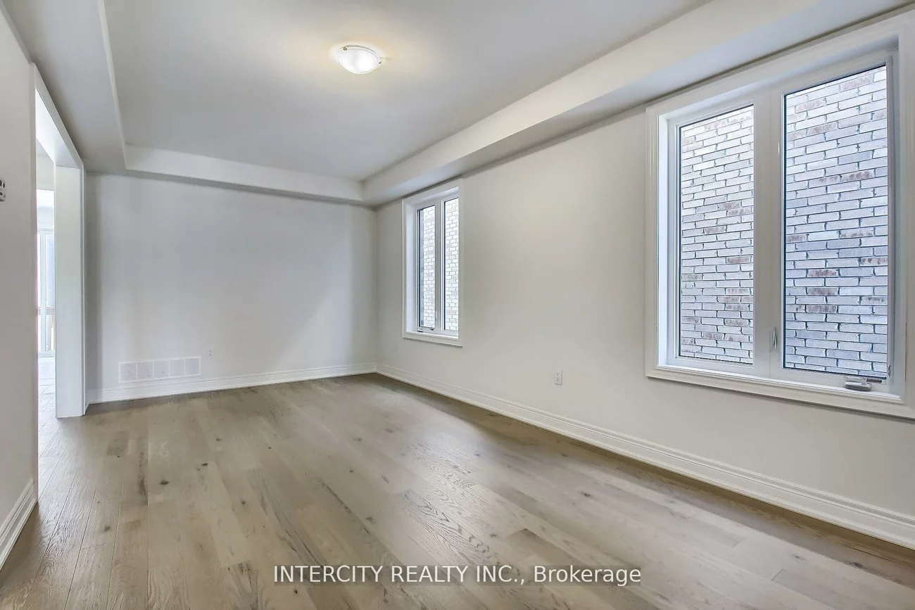 331, Seaview, Queensville, East Gwillimbury