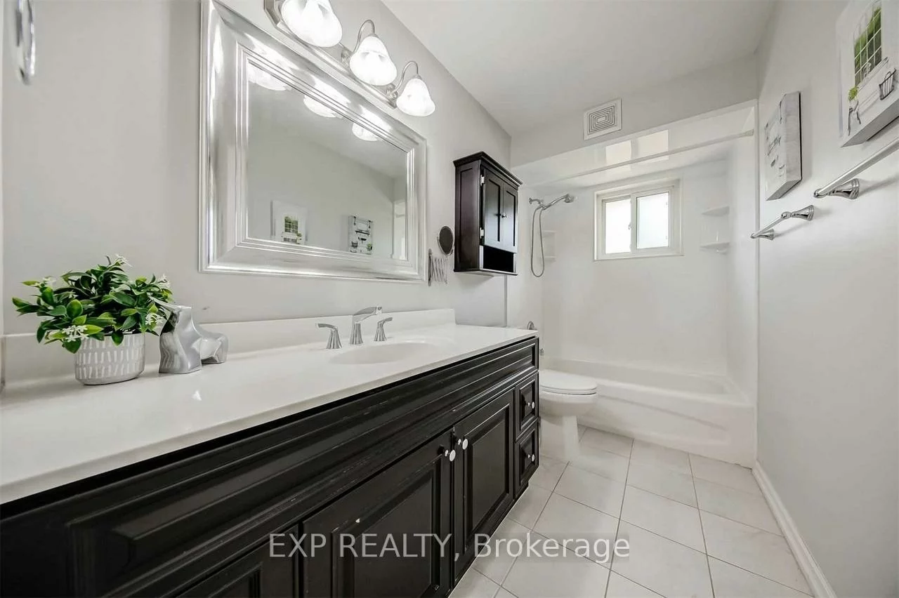 163, Olive, Holland Landing, East Gwillimbury