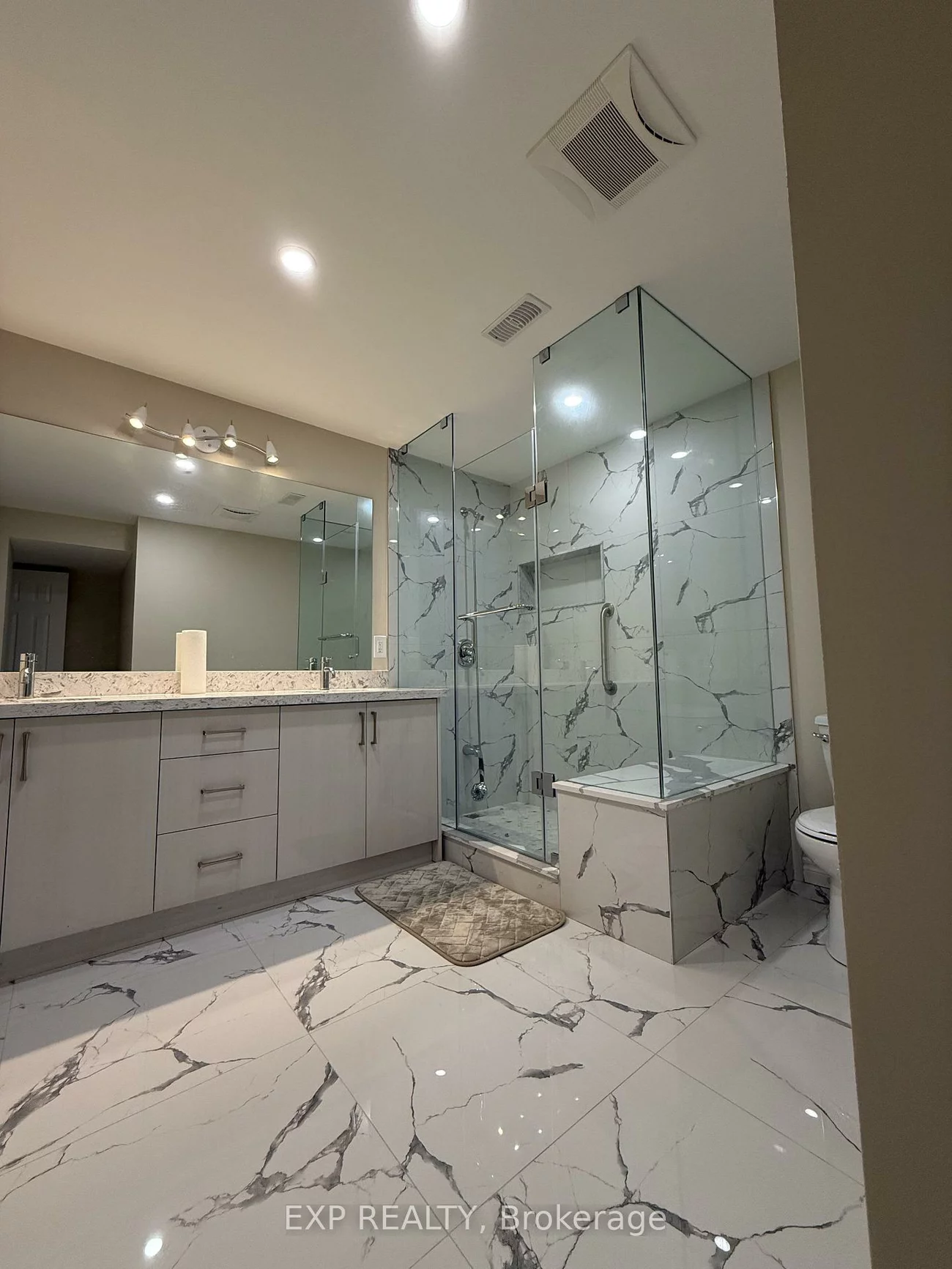 33, Hydrangea, Holland Landing, East Gwillimbury