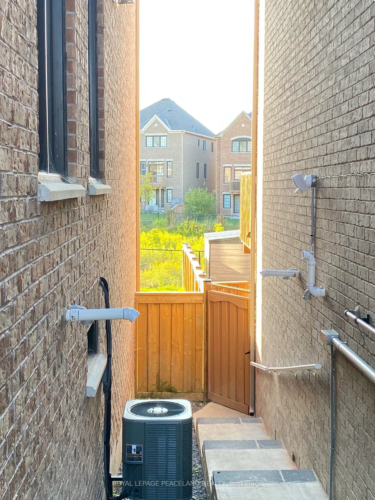 30, MEADOW VISTA, Holland Landing, East Gwillimbury