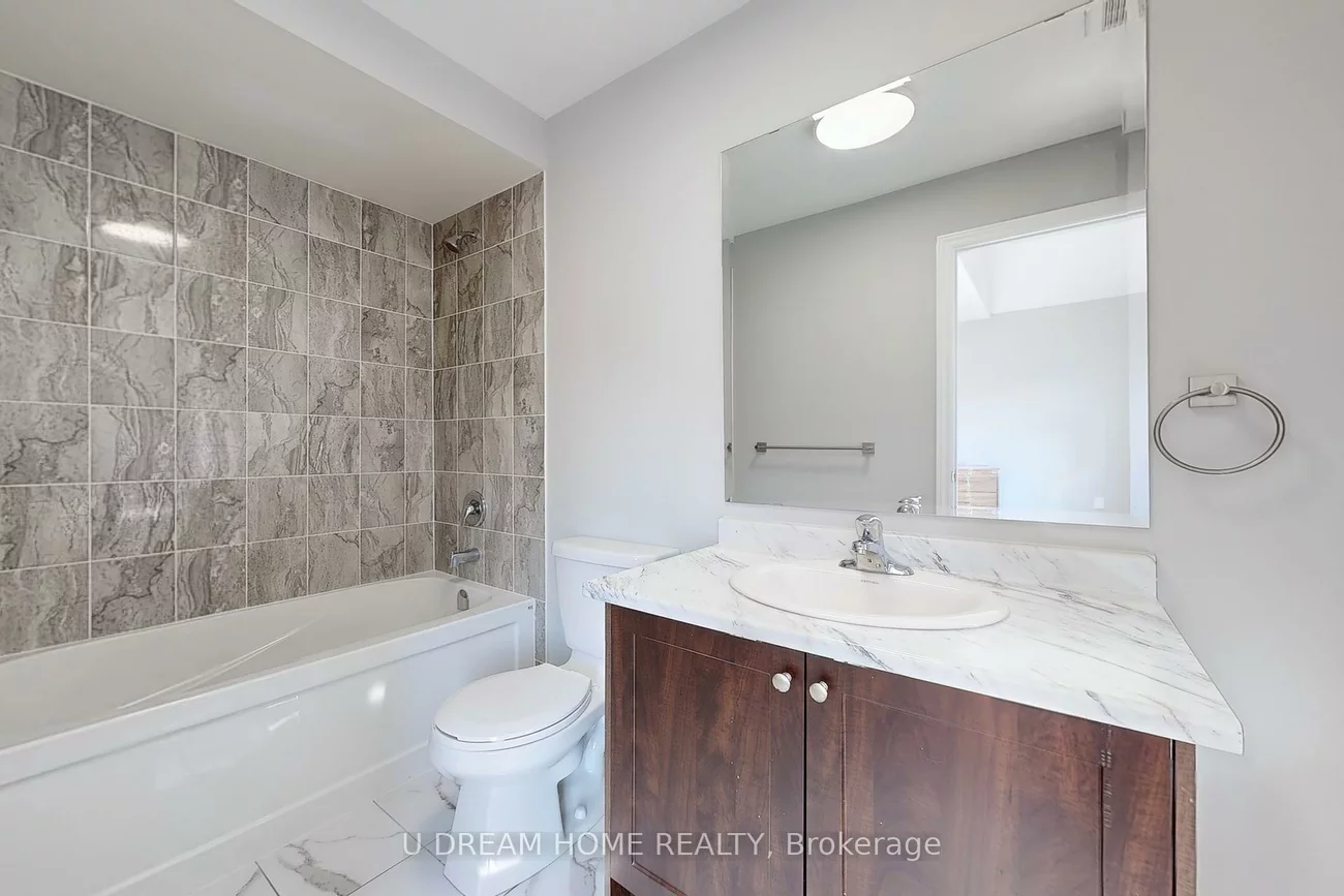 103, Beckett, Holland Landing, East Gwillimbury