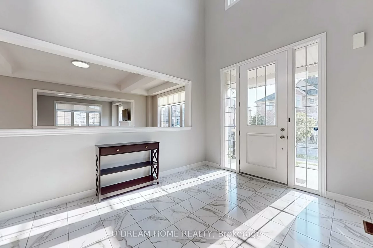 103, Beckett, Holland Landing, East Gwillimbury