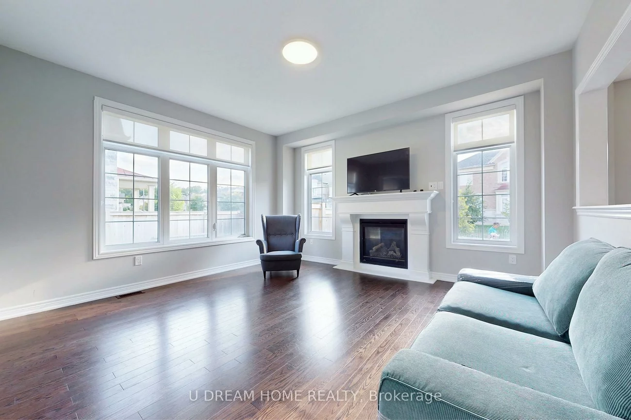103, Beckett, Holland Landing, East Gwillimbury