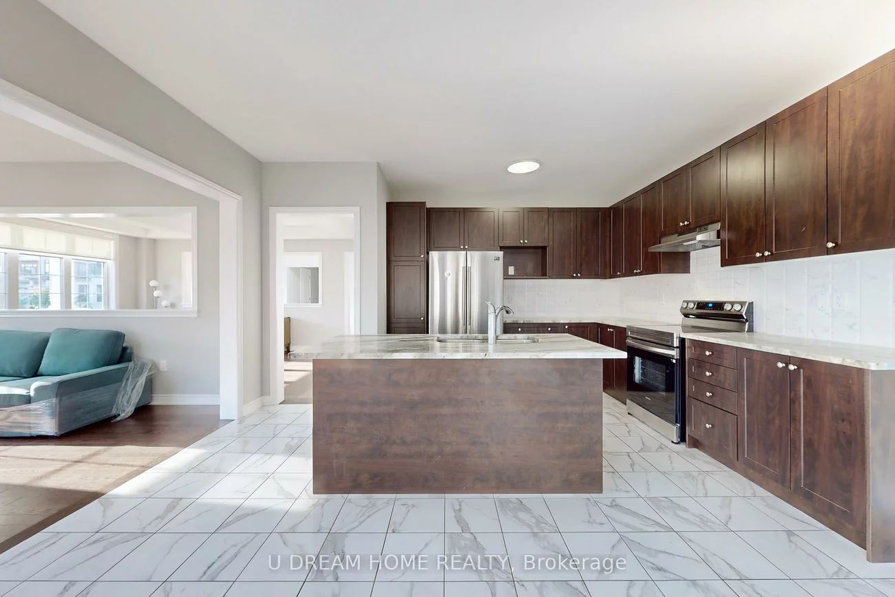 103, Beckett, Holland Landing, East Gwillimbury