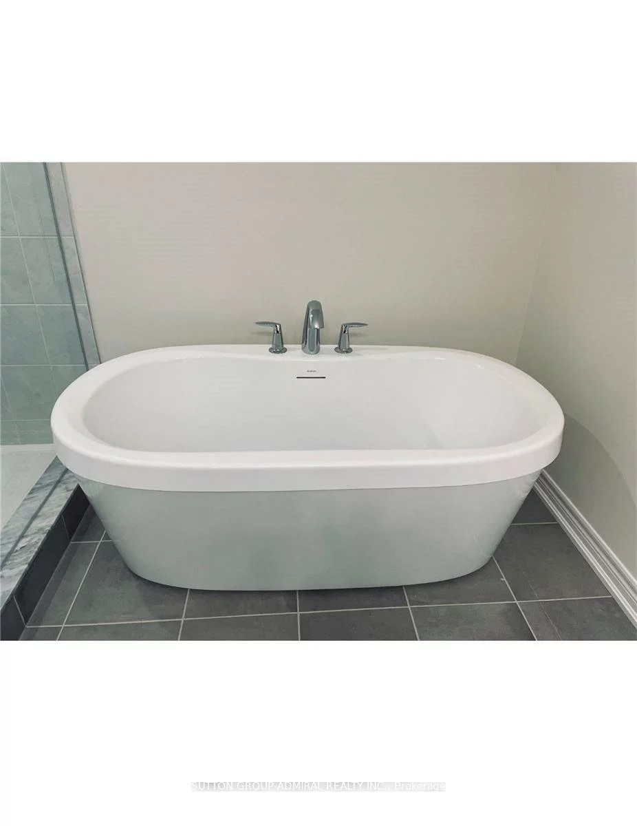 254, Silk Twist, Holland Landing, East Gwillimbury