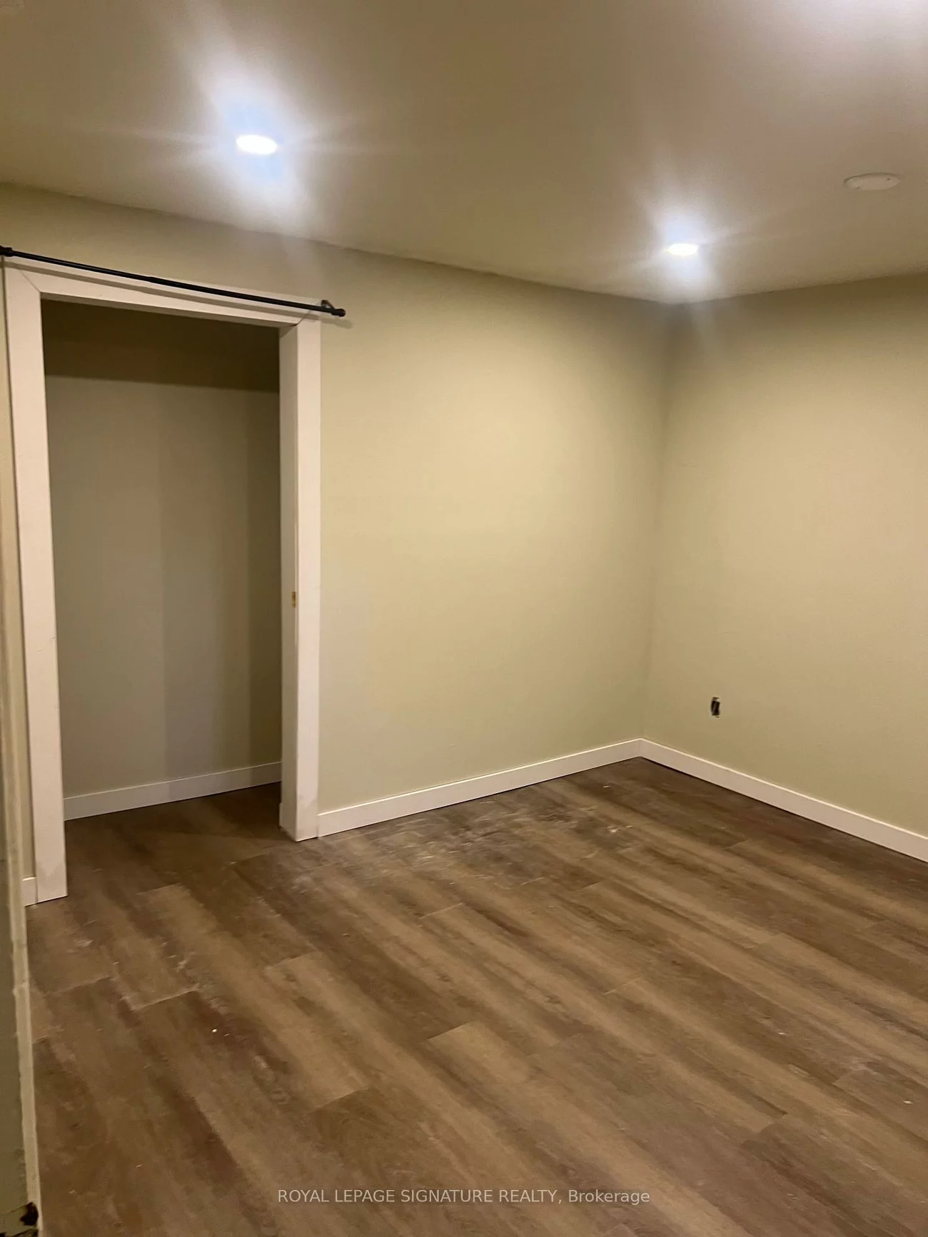 30, West, Holland Landing, East Gwillimbury