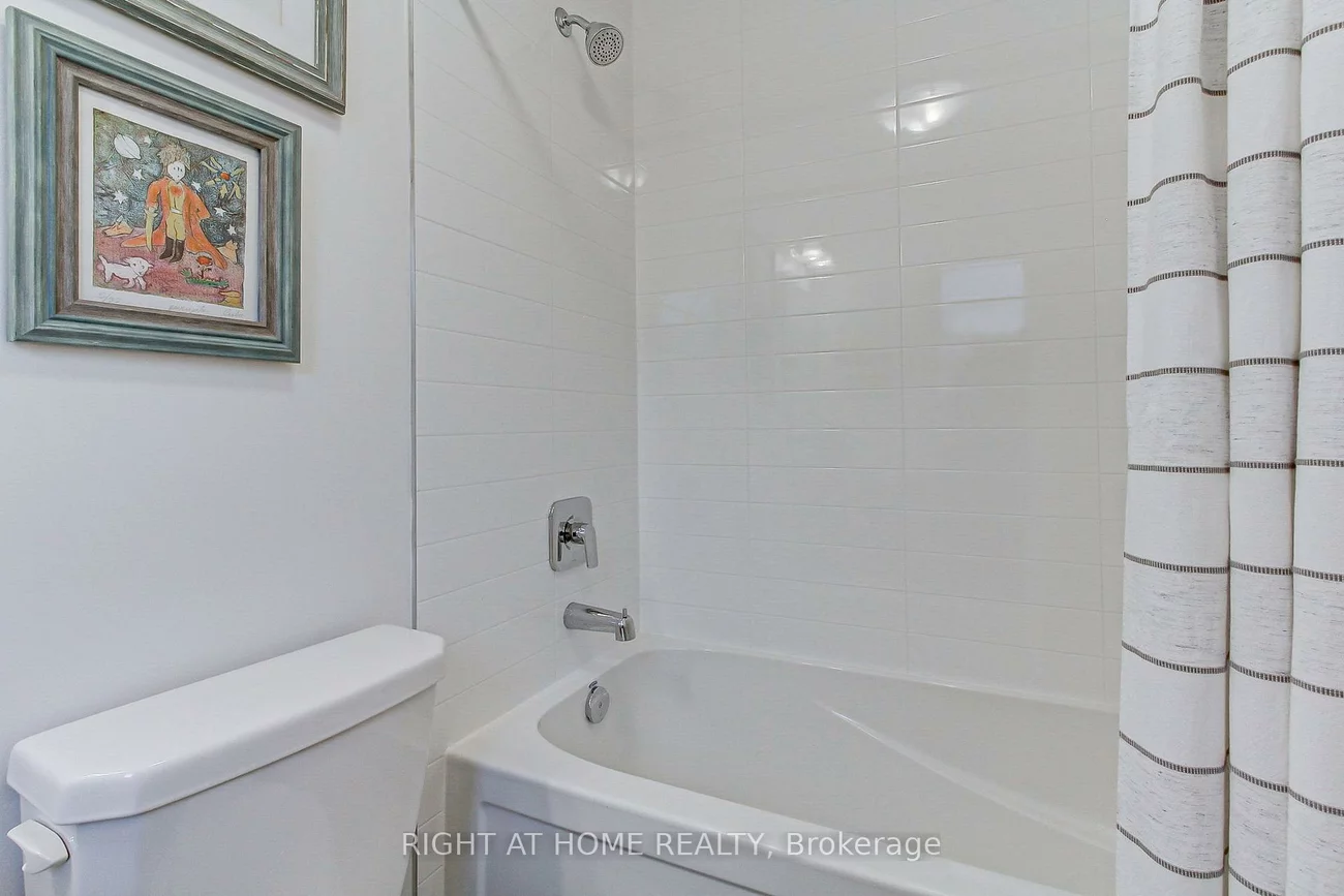 29, Pear Blossom, Holland Landing, East Gwillimbury
