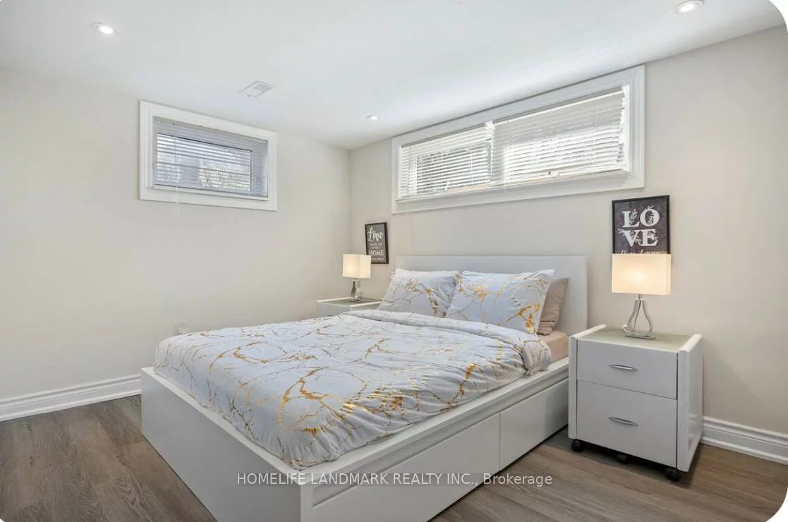 1739, Mount Albert, Sharon, East Gwillimbury