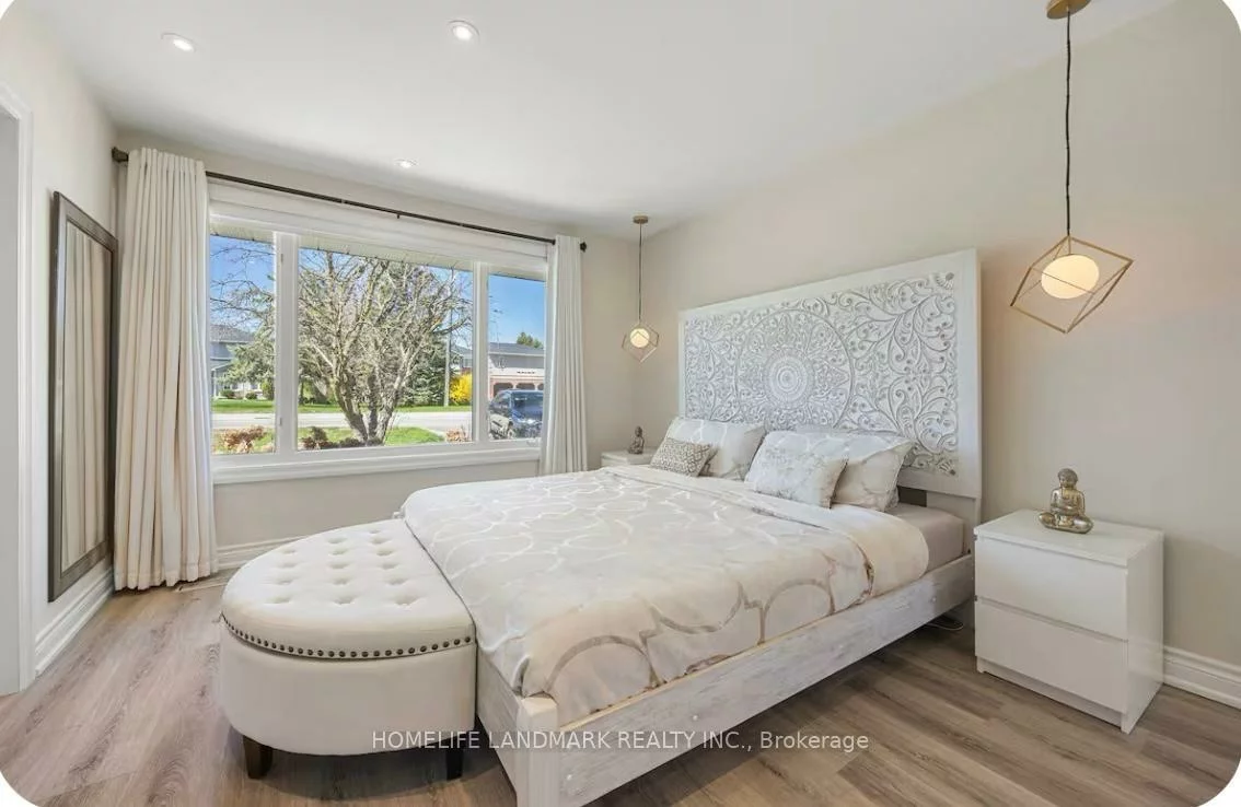 1739, Mount Albert, Sharon, East Gwillimbury