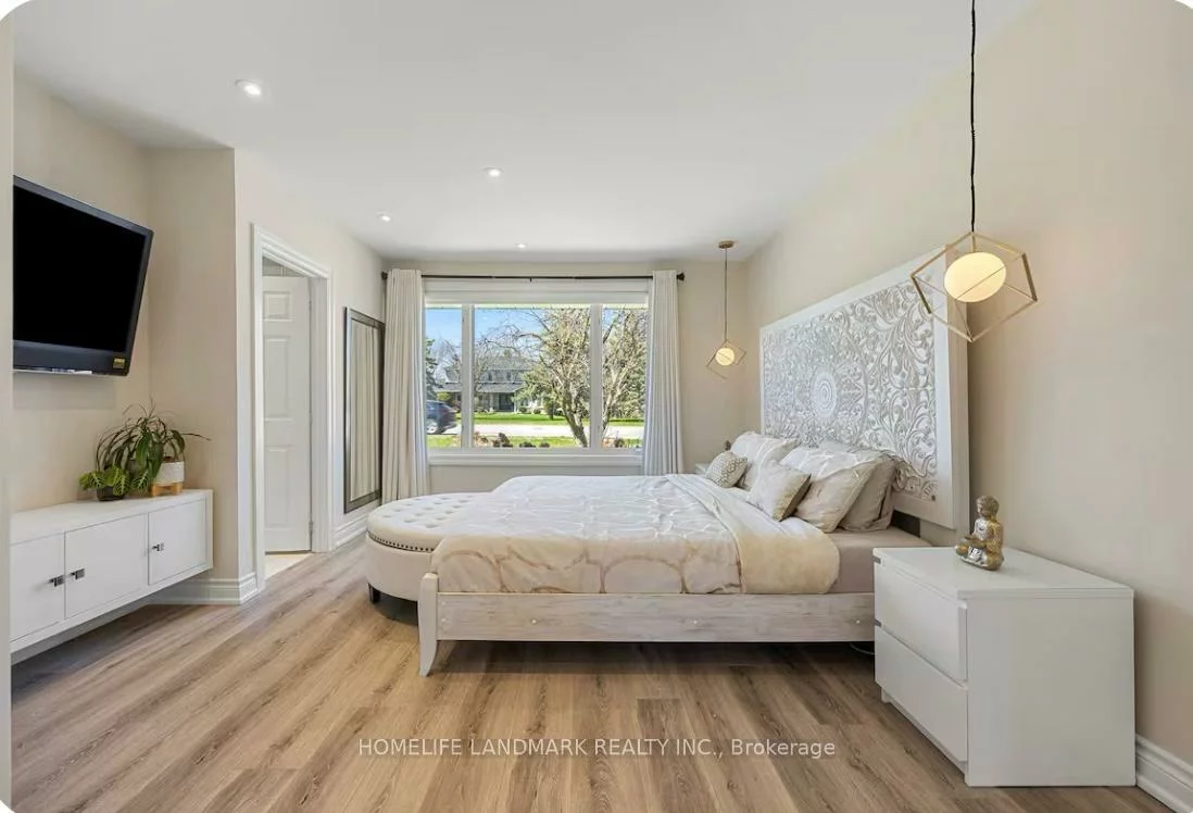 1739, Mount Albert, Sharon, East Gwillimbury