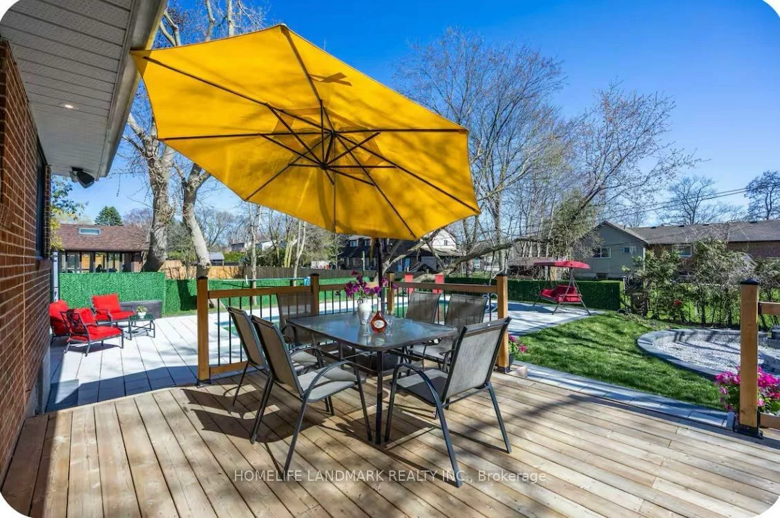 1739, Mount Albert, Sharon, East Gwillimbury