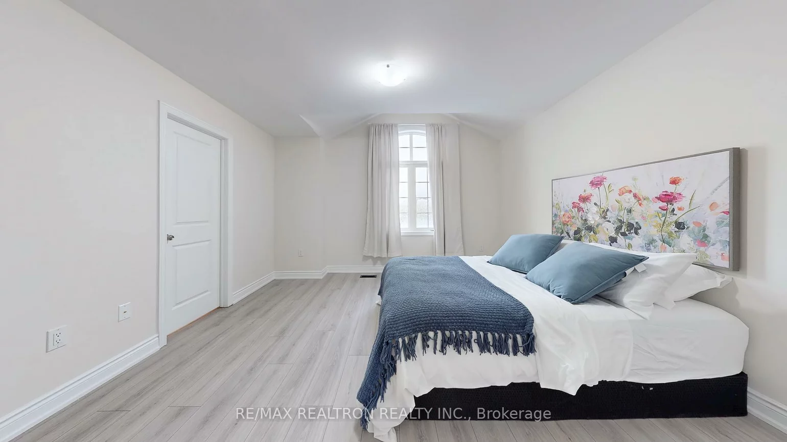 16, Vivian creek, Mt Albert, East Gwillimbury