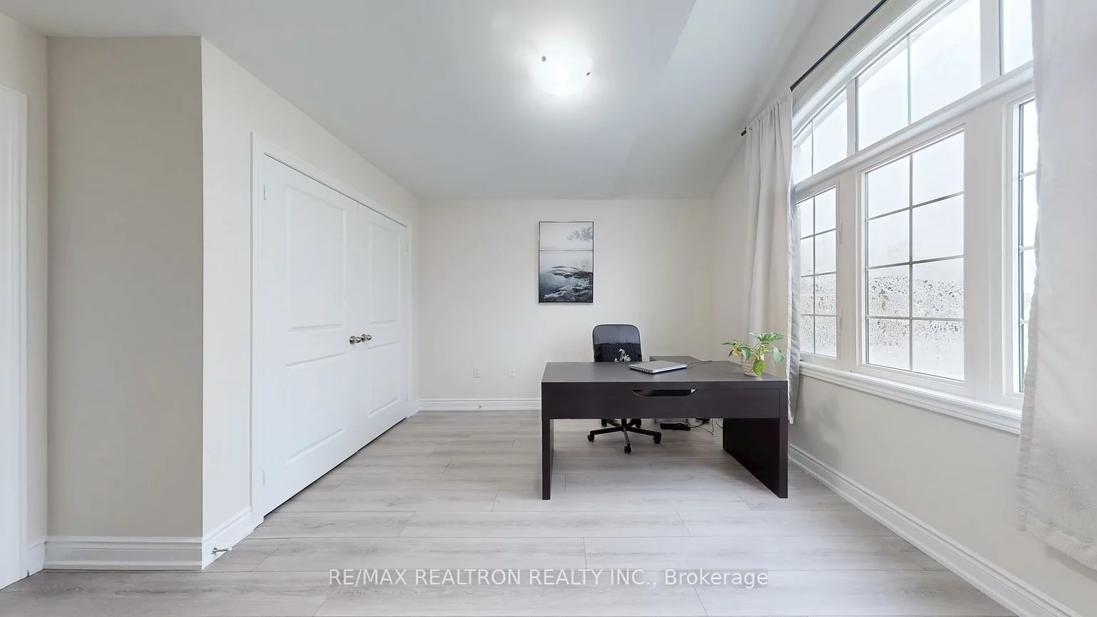 16, Vivian creek, Mt Albert, East Gwillimbury