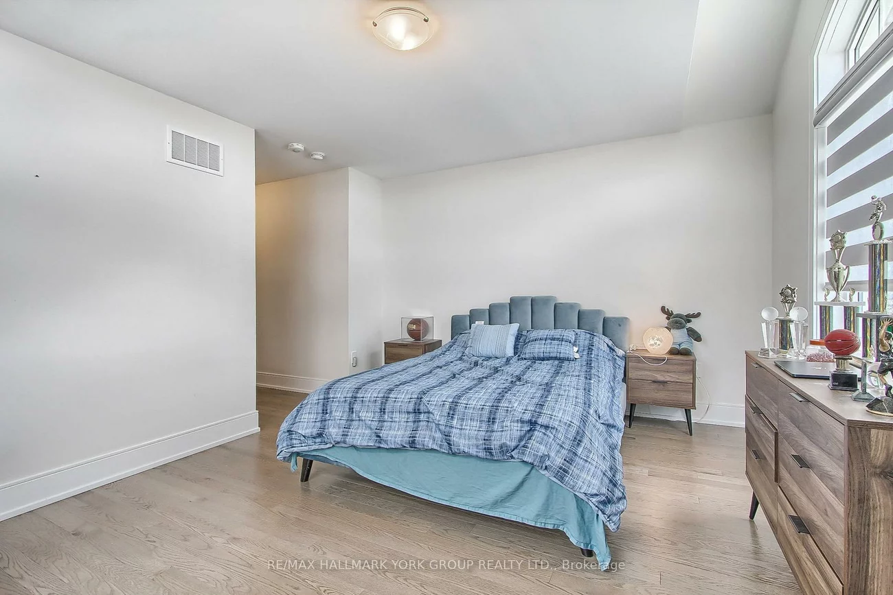 190, Walter English, Queensville, East Gwillimbury