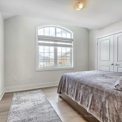 190, Walter English, Queensville, East Gwillimbury