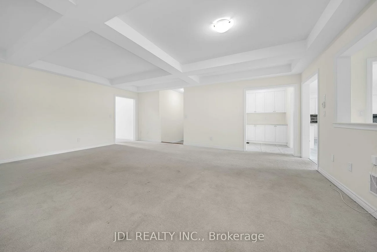24, Forest Edge, Holland Landing, East Gwillimbury