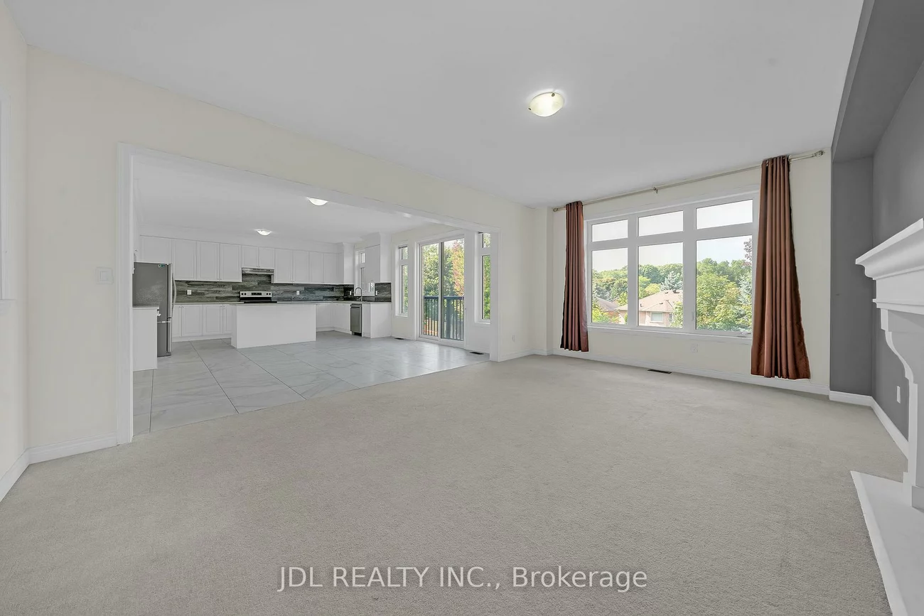 24, Forest Edge, Holland Landing, East Gwillimbury