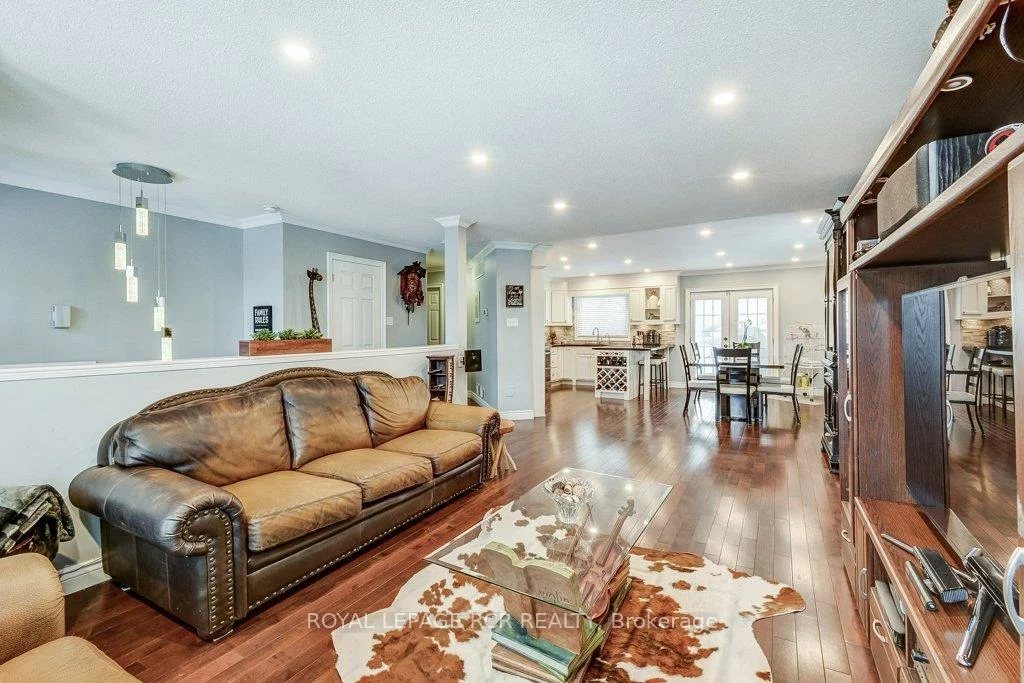 199, King, Mt Albert, East Gwillimbury