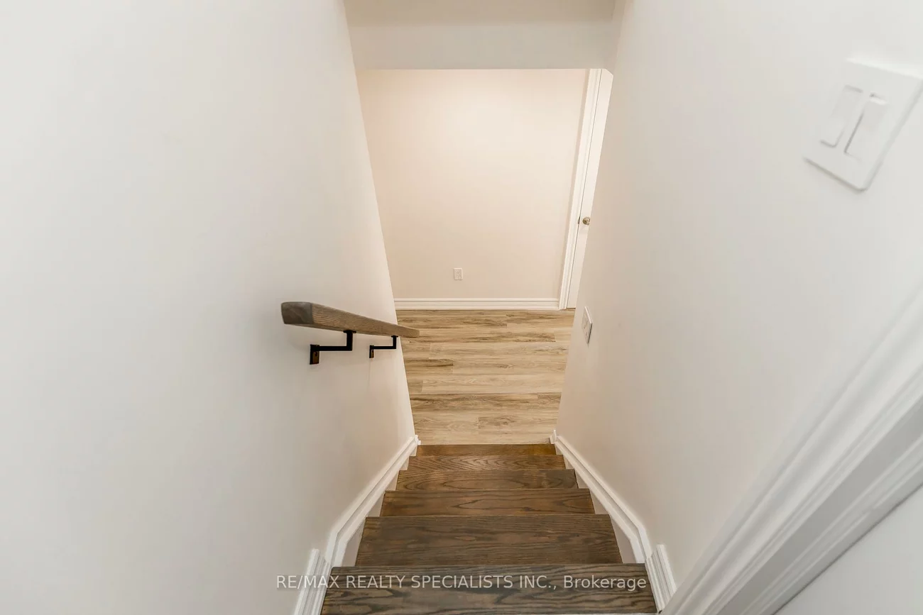 53, Ladder, Sharon, East Gwillimbury