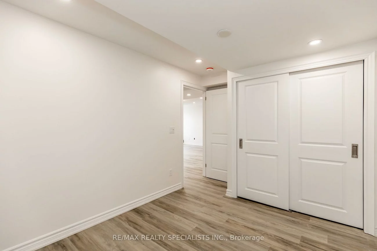 53, Ladder, Sharon, East Gwillimbury