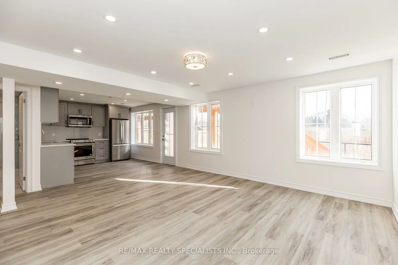53, Ladder, Sharon, East Gwillimbury