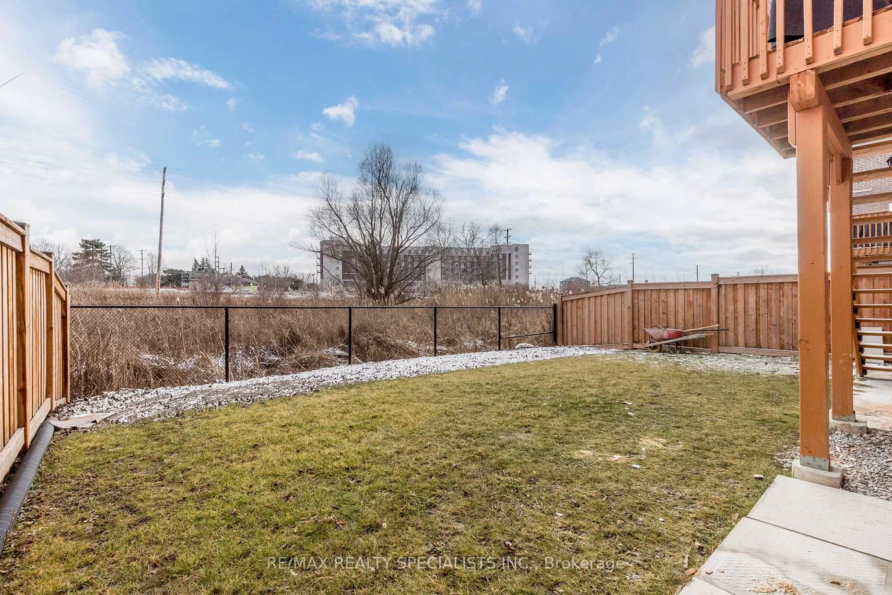 53, Ladder, Sharon, East Gwillimbury