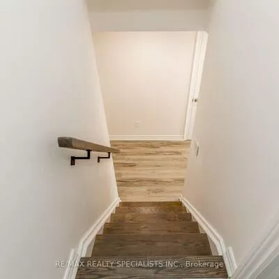 53, Ladder, Sharon, East Gwillimbury