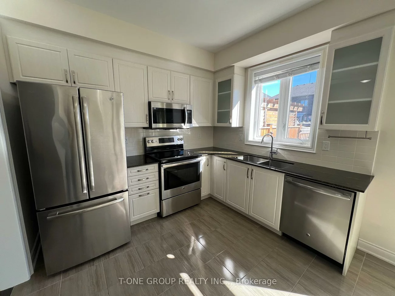 127, Countryman, Sharon, East Gwillimbury
