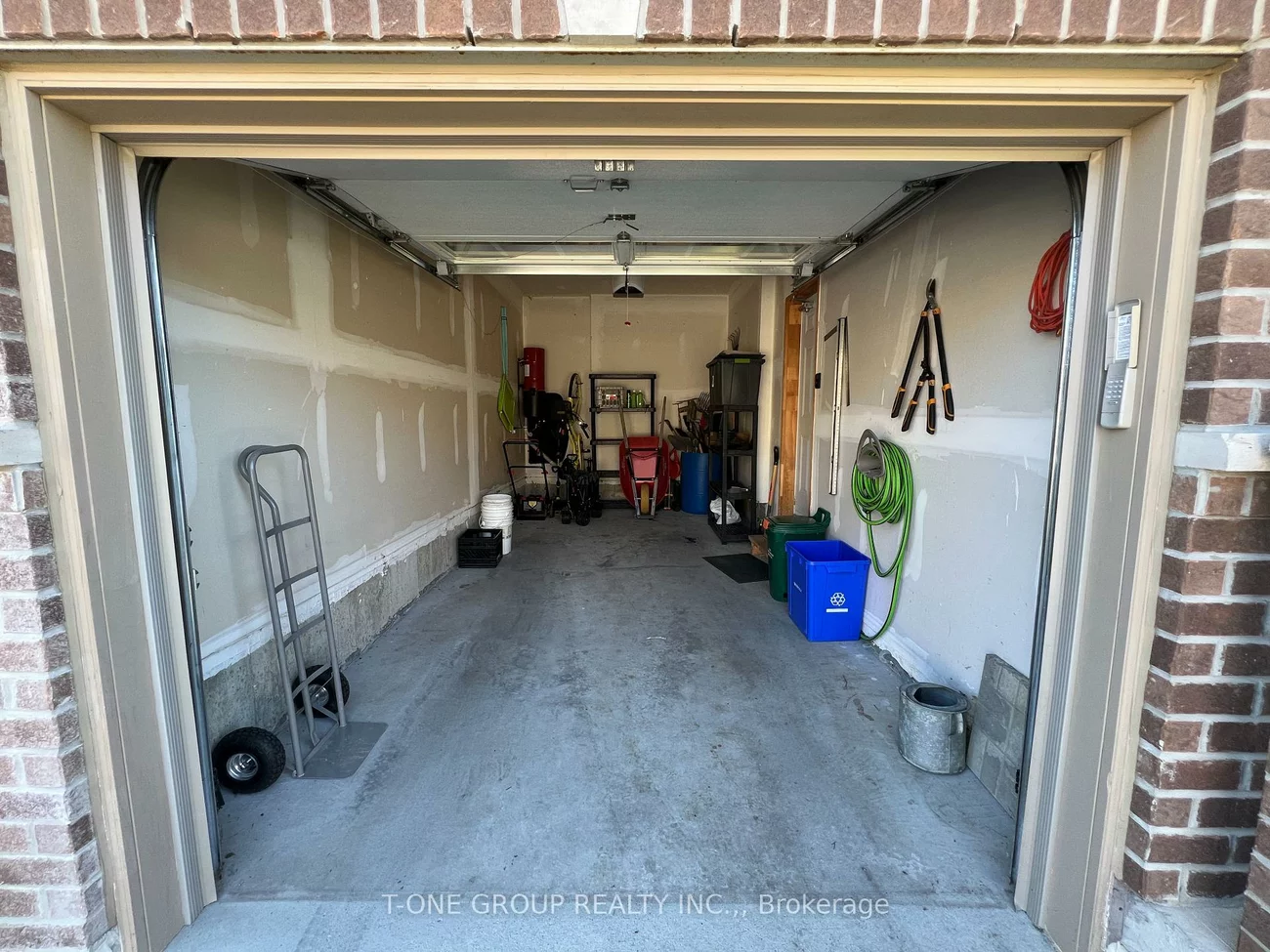 127, Countryman, Sharon, East Gwillimbury