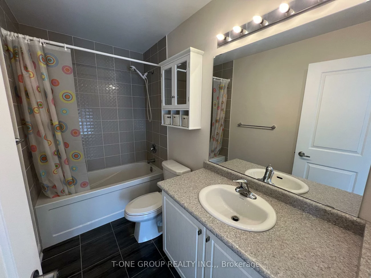 127, Countryman, Sharon, East Gwillimbury