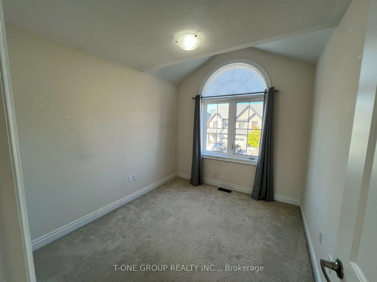 127, Countryman, Sharon, East Gwillimbury