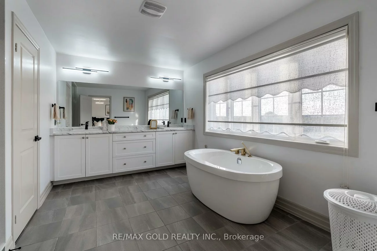 16, Frank Kelly, Holland Landing, East Gwillimbury