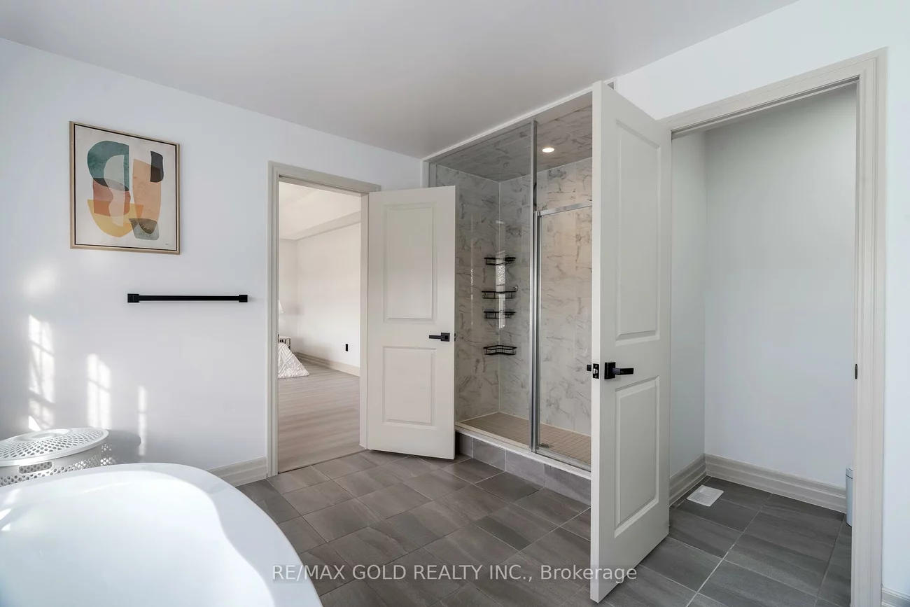 16, Frank Kelly, Holland Landing, East Gwillimbury
