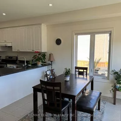 257, Sharon Creek, Sharon, East Gwillimbury