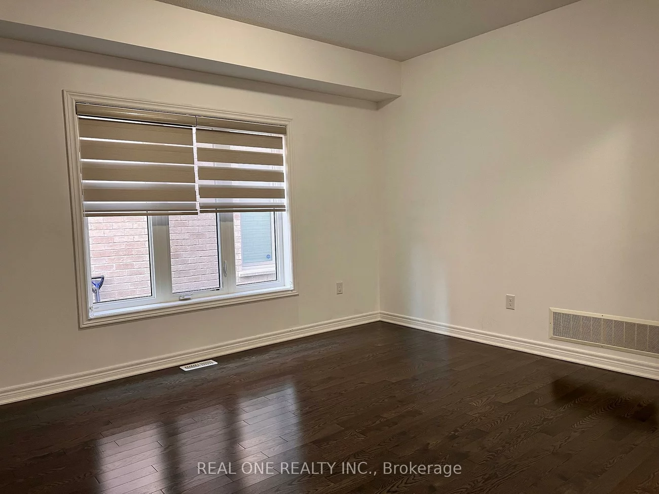 24, Foxberry, Sharon, East Gwillimbury