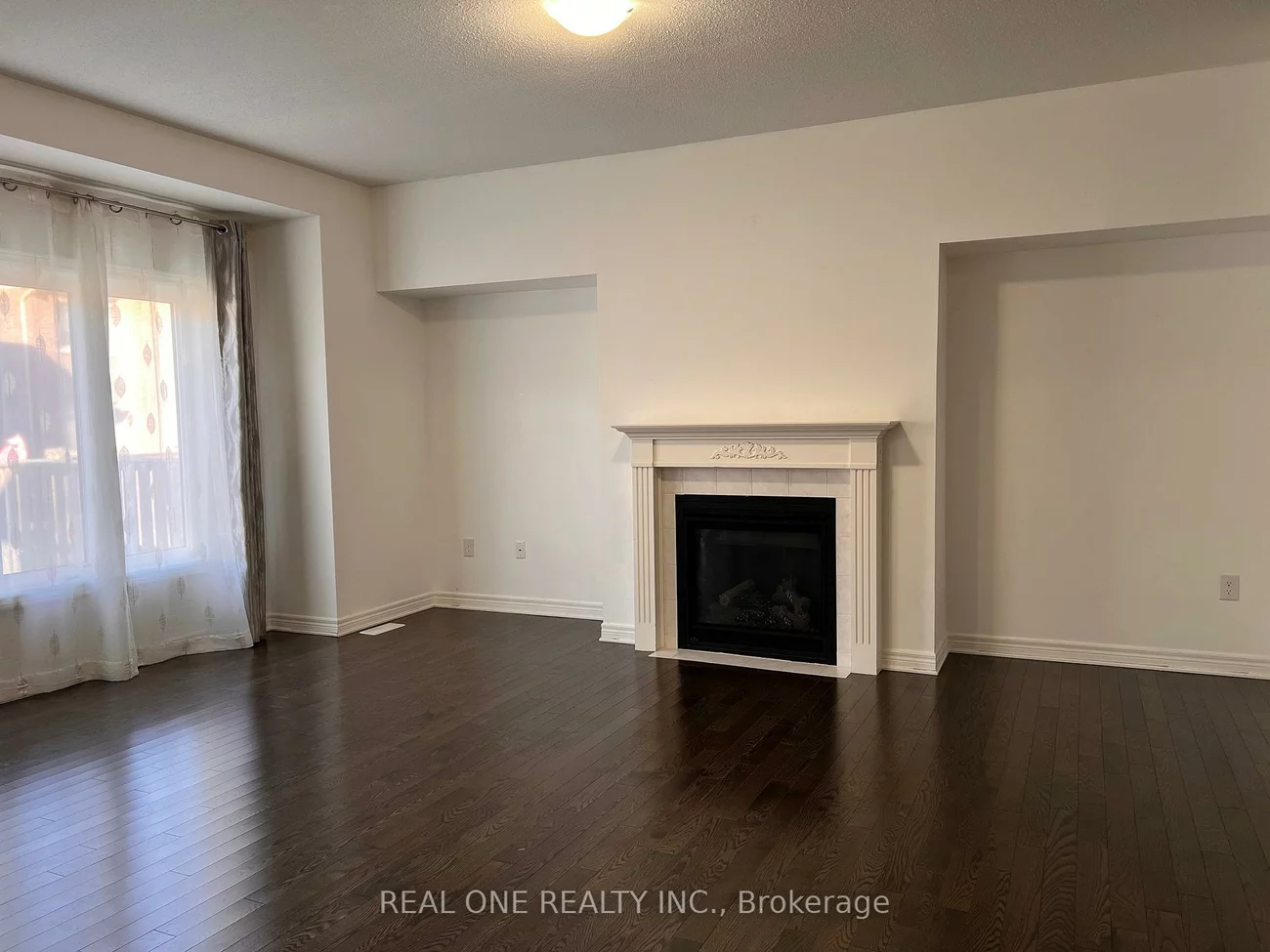 24, Foxberry, Sharon, East Gwillimbury