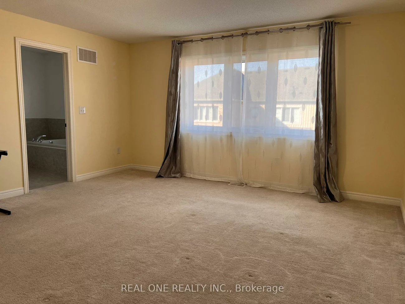 24, Foxberry, Sharon, East Gwillimbury