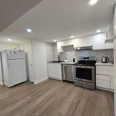 55, Queens, Holland Landing, East Gwillimbury