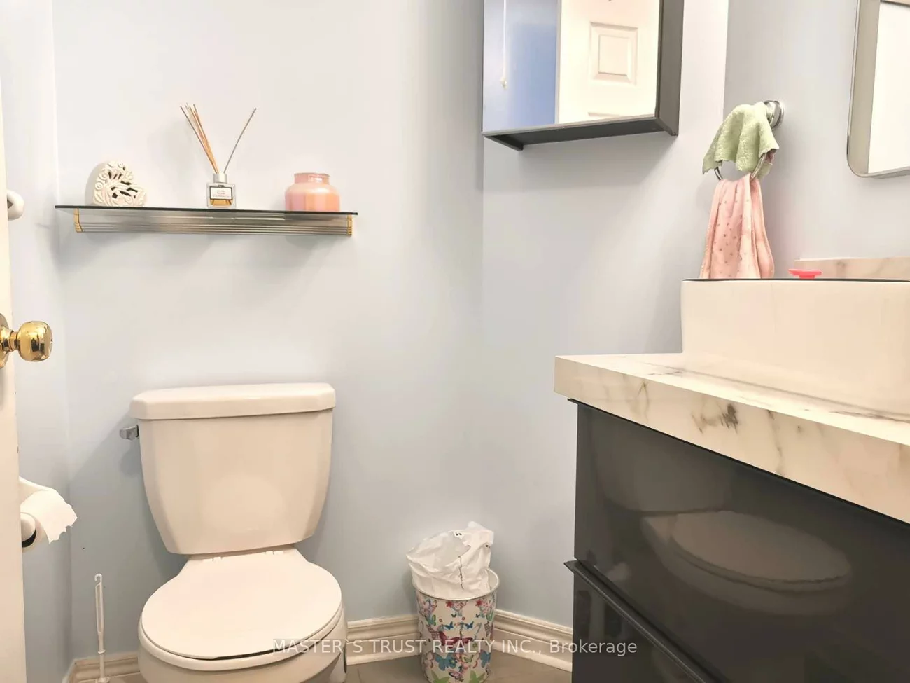 115, Herefordshire, Rural East Gwillimbury, East Gwillimbury