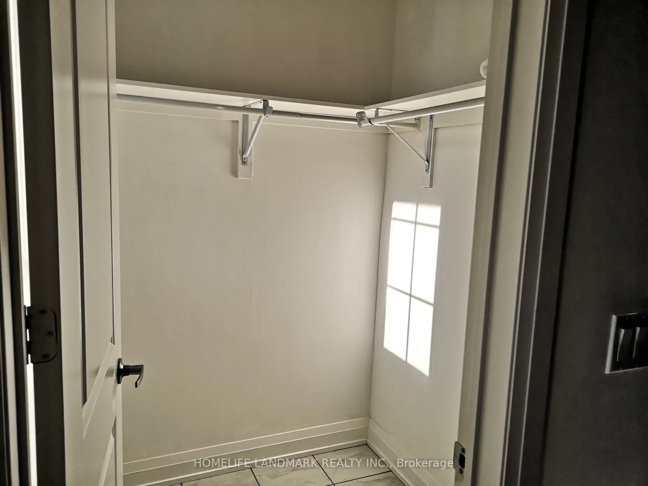 31, Snap Dragon, Holland Landing, East Gwillimbury