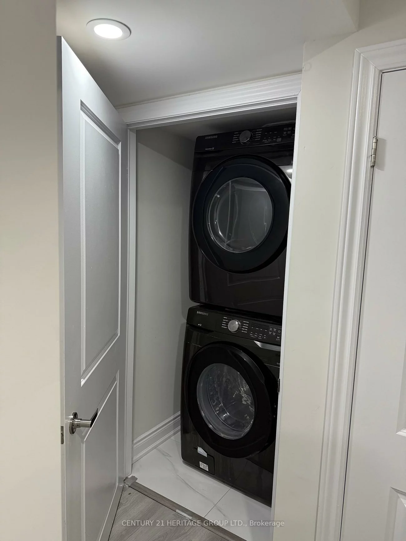 43, Allangrove, Sharon, East Gwillimbury