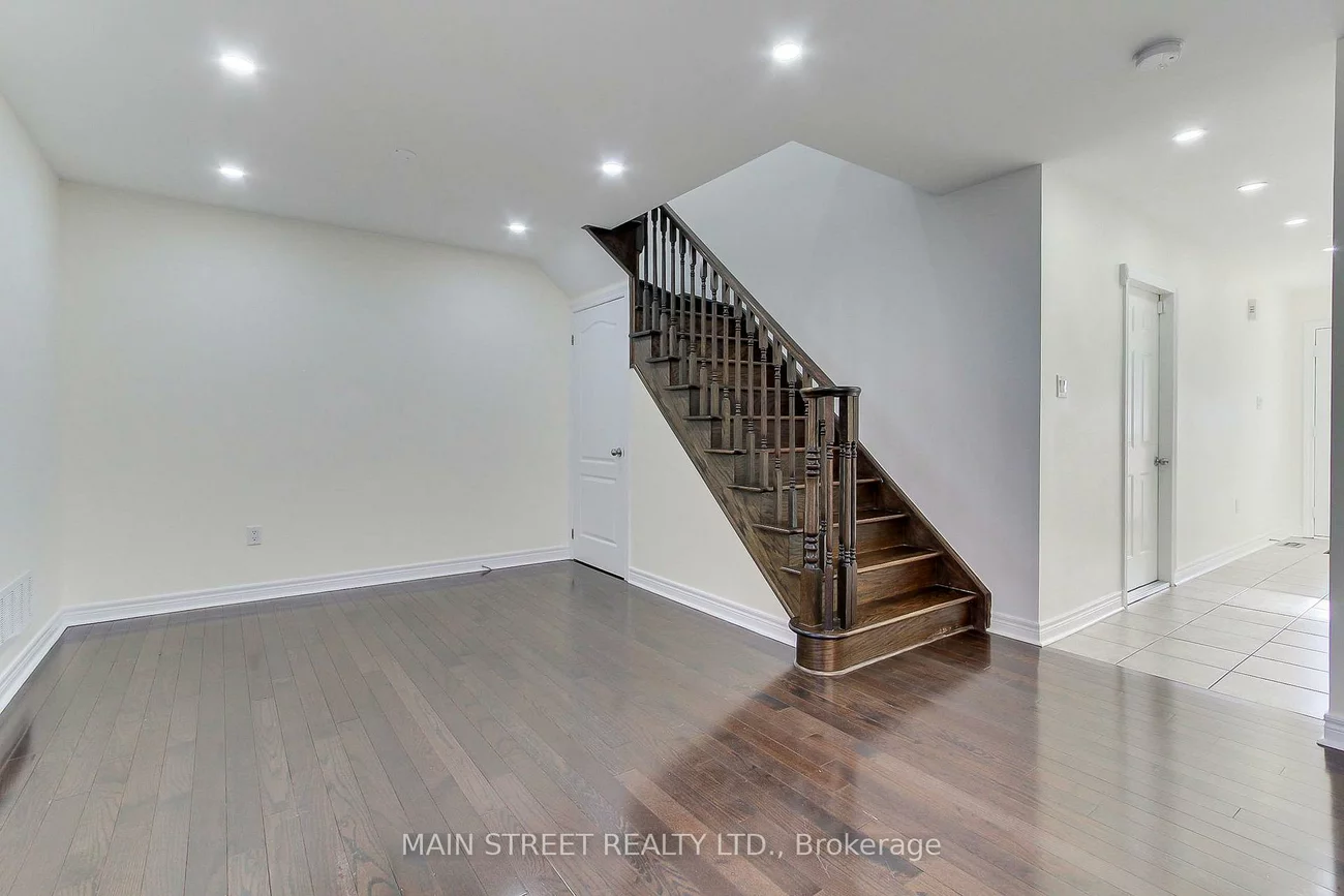 73, Four Seasons, Rural East Gwillimbury, East Gwillimbury